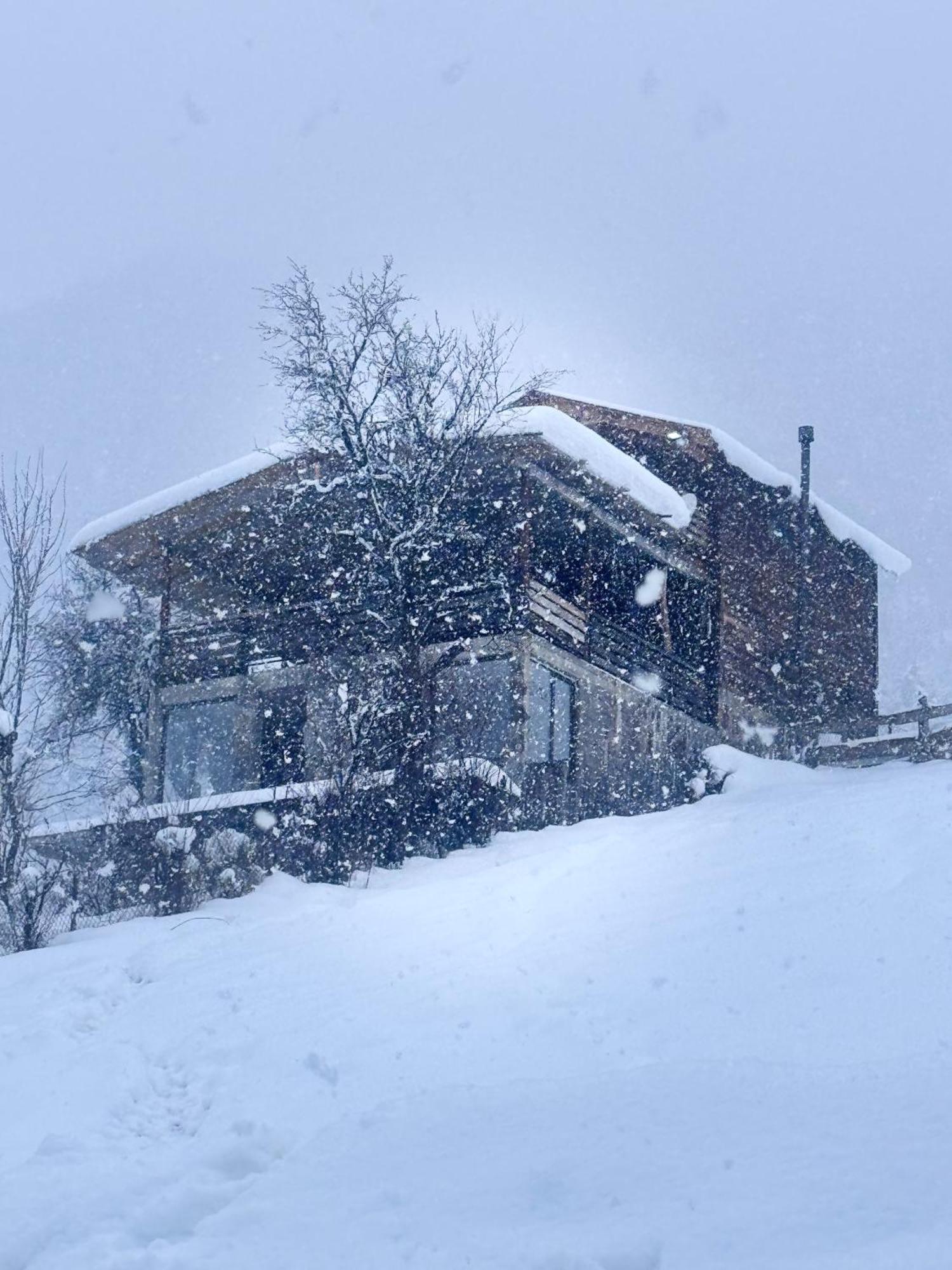 Villa Dabderr Mestia Exterior foto